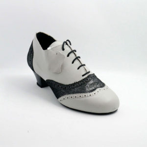 oxford-woman-pearl-grey